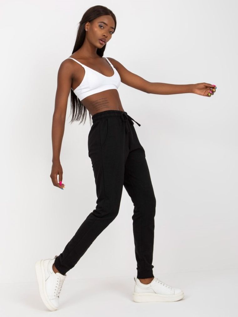 Spodnie dresowe damskie, czarne, Basic Feel Good