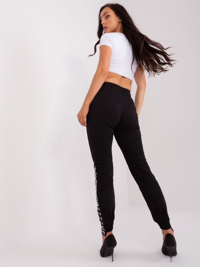 Spodnie dresowe damskie, czarne, Relevance