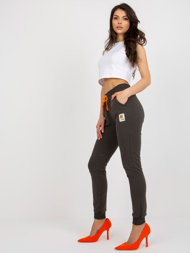 Spodnie dresowe damskie, khaki, Relevance