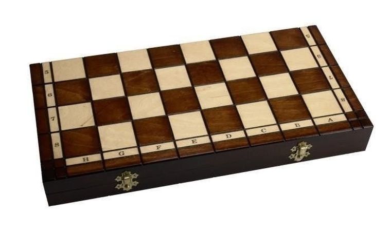 Szachy turniejowe, gra logiczna