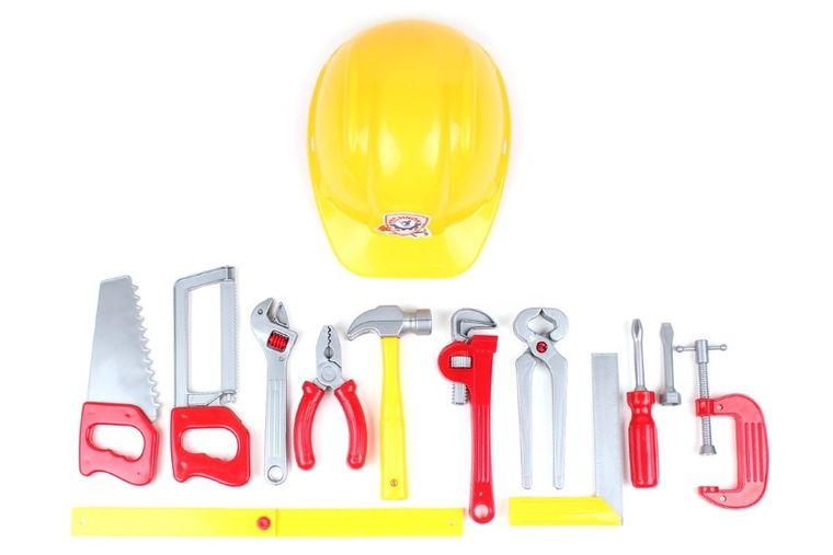 TechnoK, zestaw, kask, piły, śrubokręt, młotek, miarka