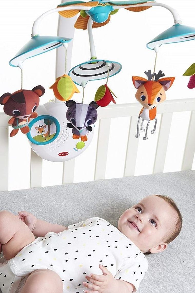 Tiny Love, Leśna Kraina, karuzela klasyczna