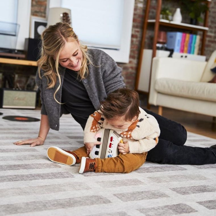 Tiny Love, Tiny Rockers, elektroniczny akordeon