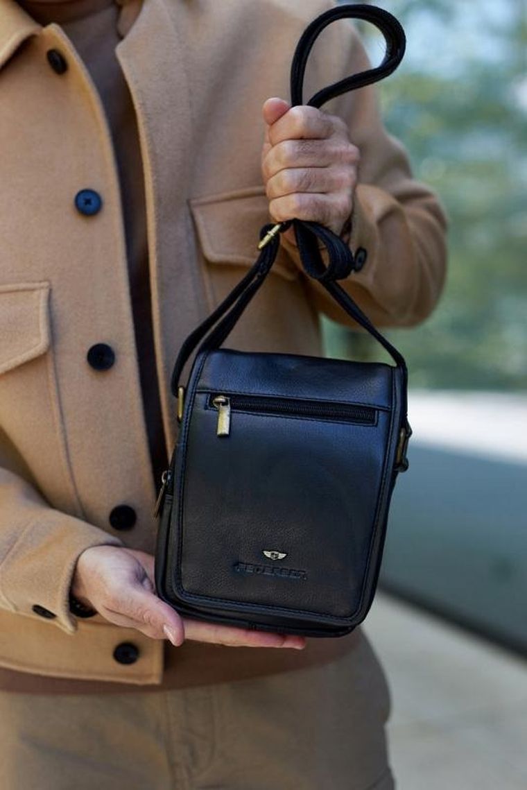 Torba listonoszka, czarna, skórzana, Peterson