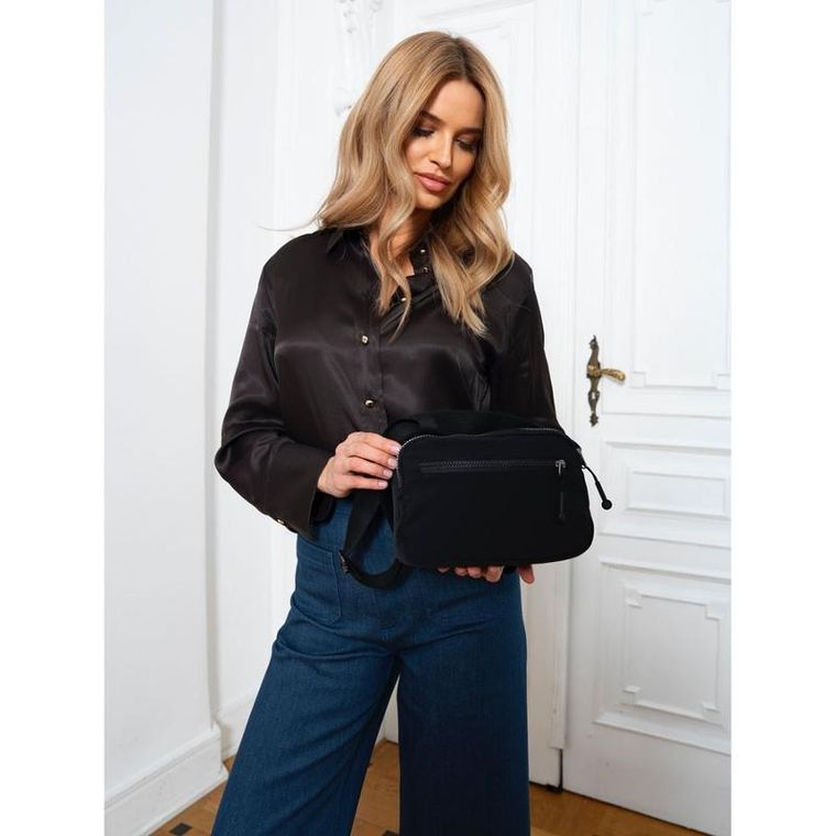 Torebka listonoszka, czarna, Peterson