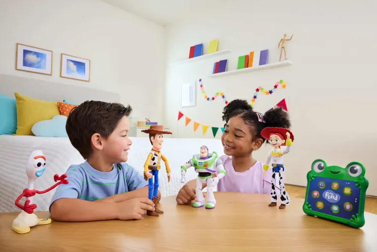 Toy Story 5, Jessie, interaktywna mówiąca figurka, skala 18 cm