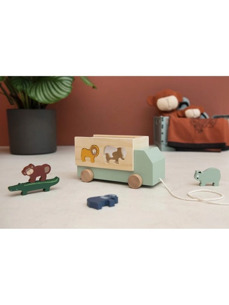 Trixie Baby, drewniana ciężarówka ze zwierzętami