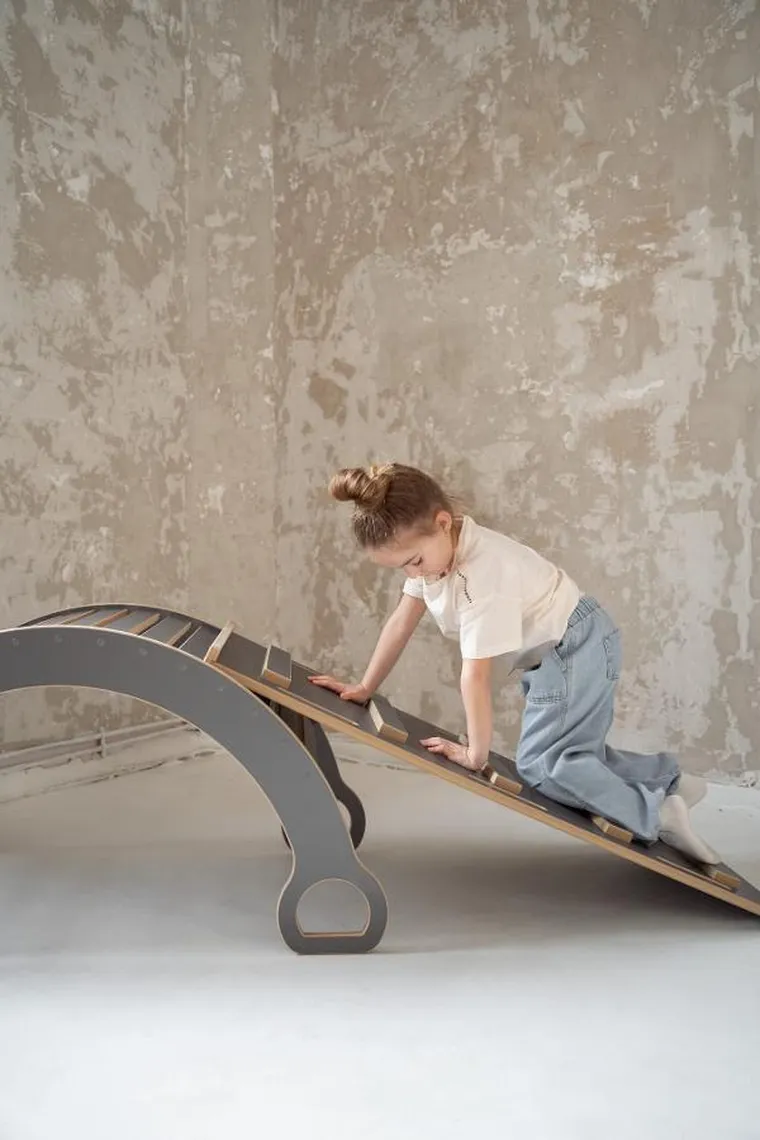 tupti.wood, 2w1: duży bujak montessori + duża zjeżdżalnia, drabinka, szara