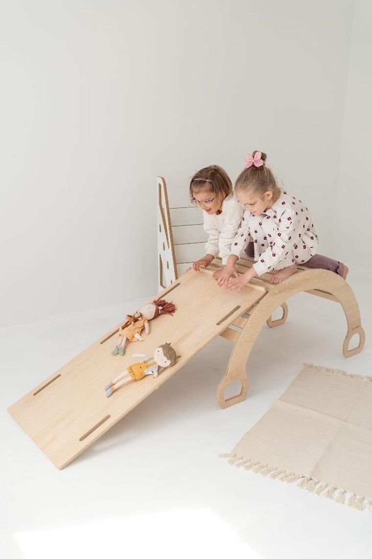 tupti.wood, duży bujak montessori + duża zjeżdżalnia, chmurki, naturalny