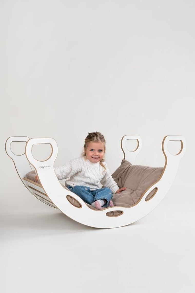 tupti.wood, poduszka do bujaka montessori, materac do dużego bujaka, beżowy