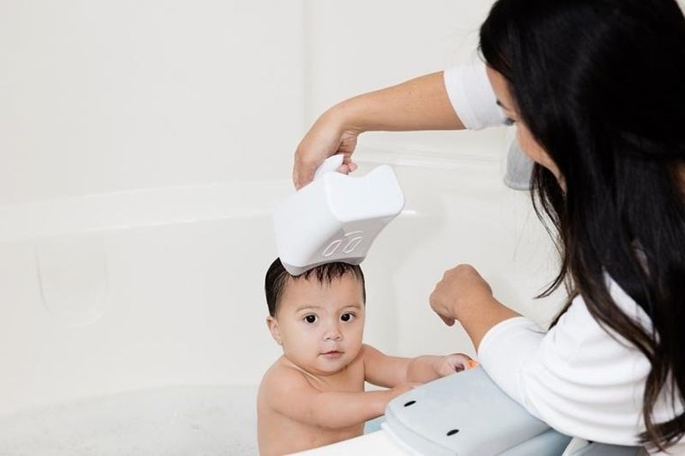 Ubbi, kubek do mycia głowy