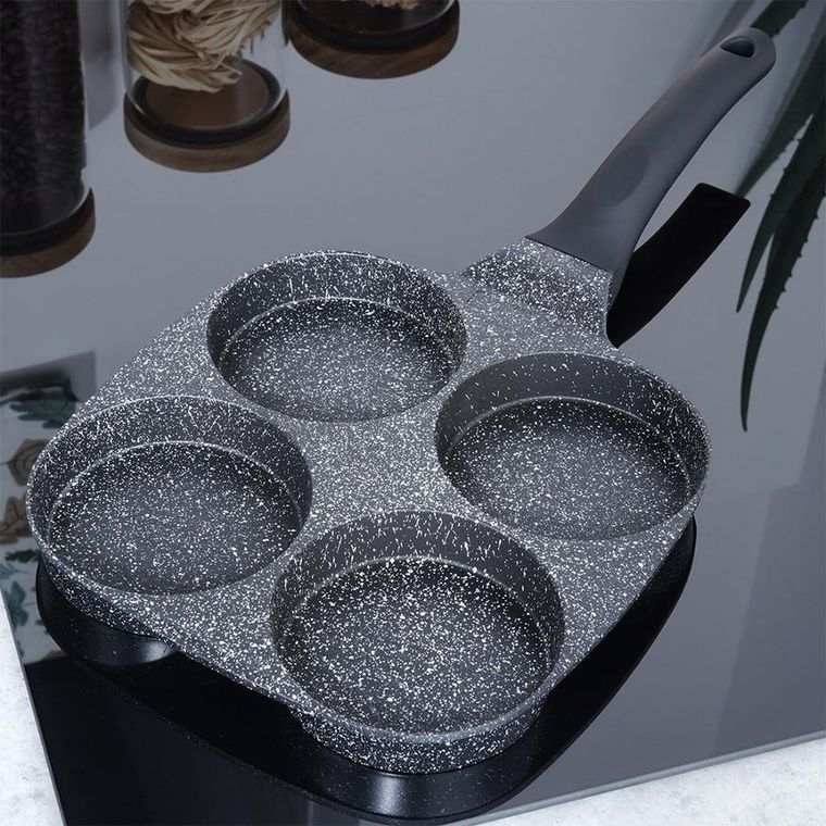 Vilde, Black Line, patelnia do jajek granitowa, 4 otwory, 19 cm