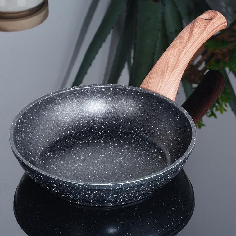 Vilde, Black&Wood, patelnia granitowa, 16 cm