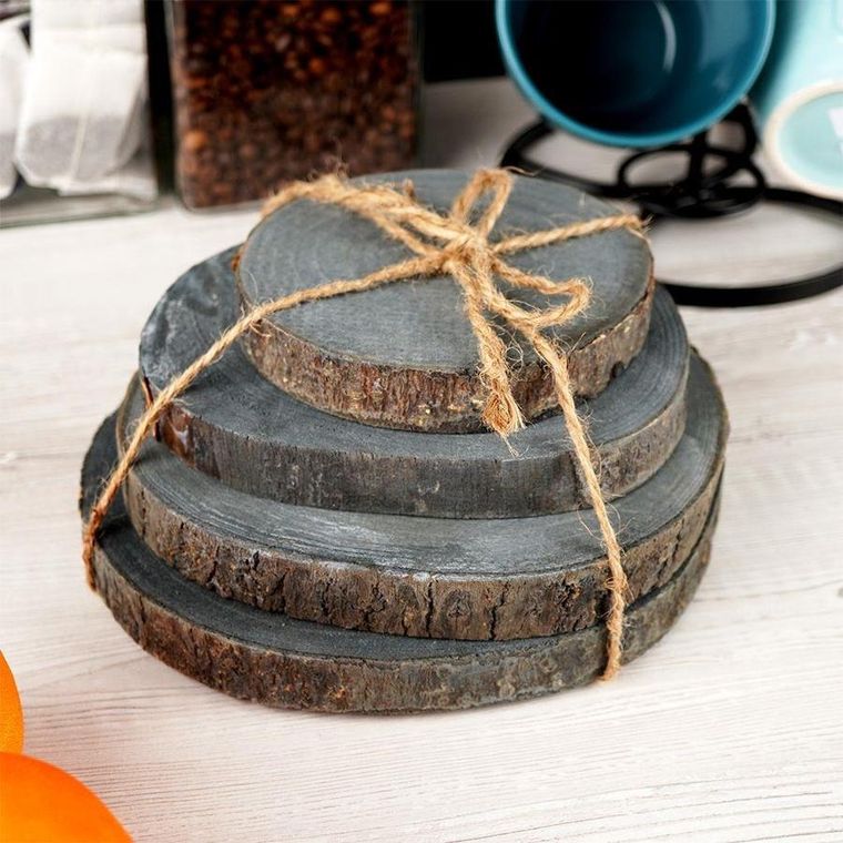 Vilde, plaster drewna z korą, podstawka pod kubek, szary, 4 szt.