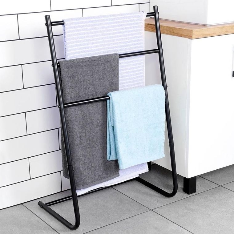 Vilde, wieszak na ręczniki stojący, metalowy, czarny