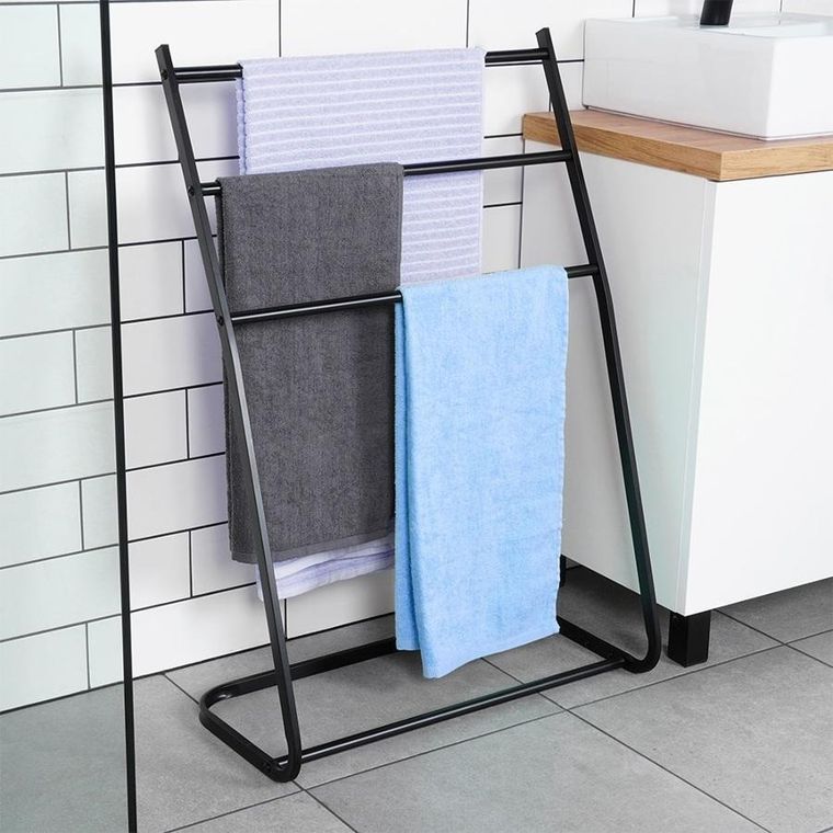 Vilde, wieszak na ręczniki stojący, metalowy, czarny