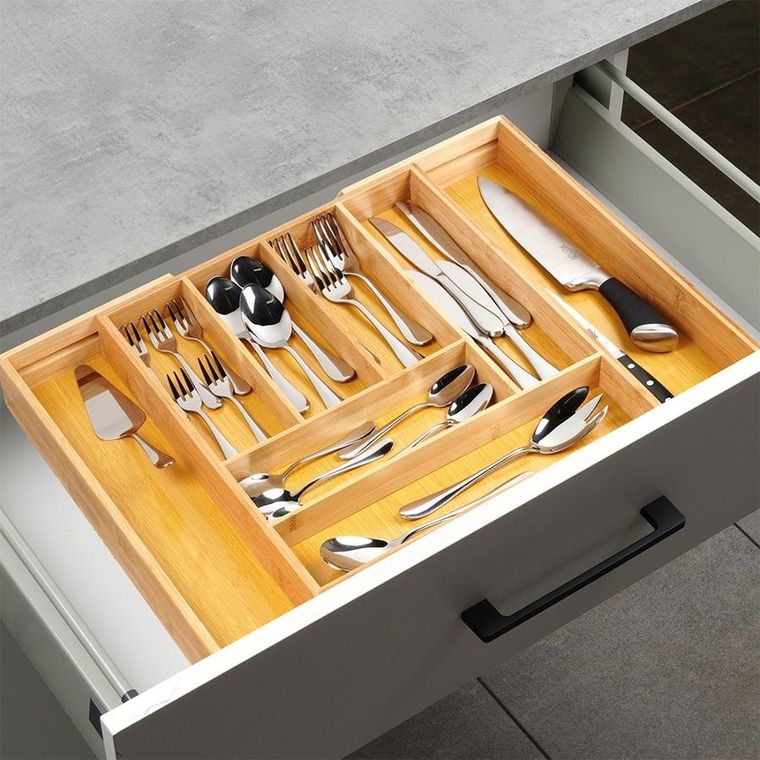 Vilde, wkład na sztućce do szuflady, rozsuwany, bambusowy, 35,5-54,5-45,5 cm