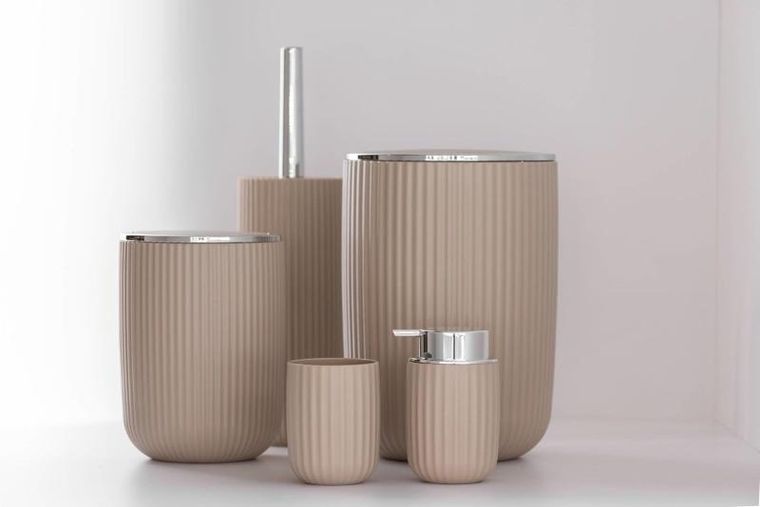 Wenko, dozownik do mydła w płynie, Agropoli