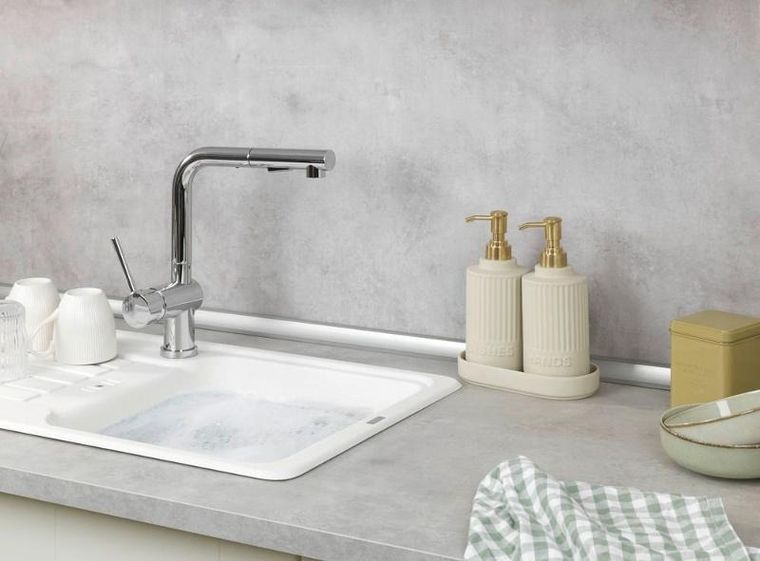 Wenko, Heidi, zestaw dozowników z podstawką, 2-550 ml