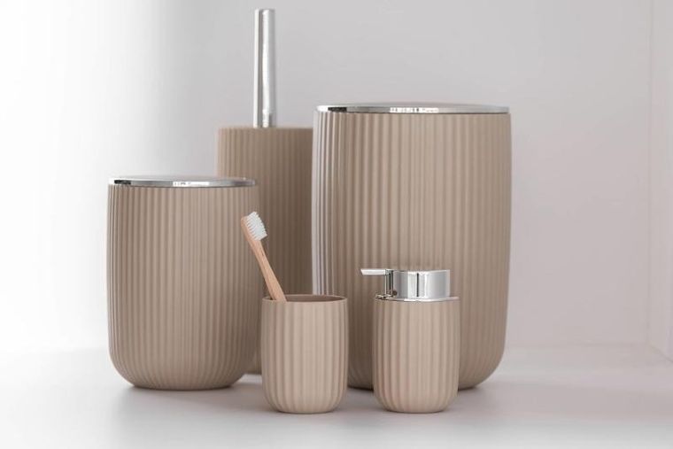 Wenko, kosz łazienkowy, Agropoli, z obrotową pokrywą, 5,5l