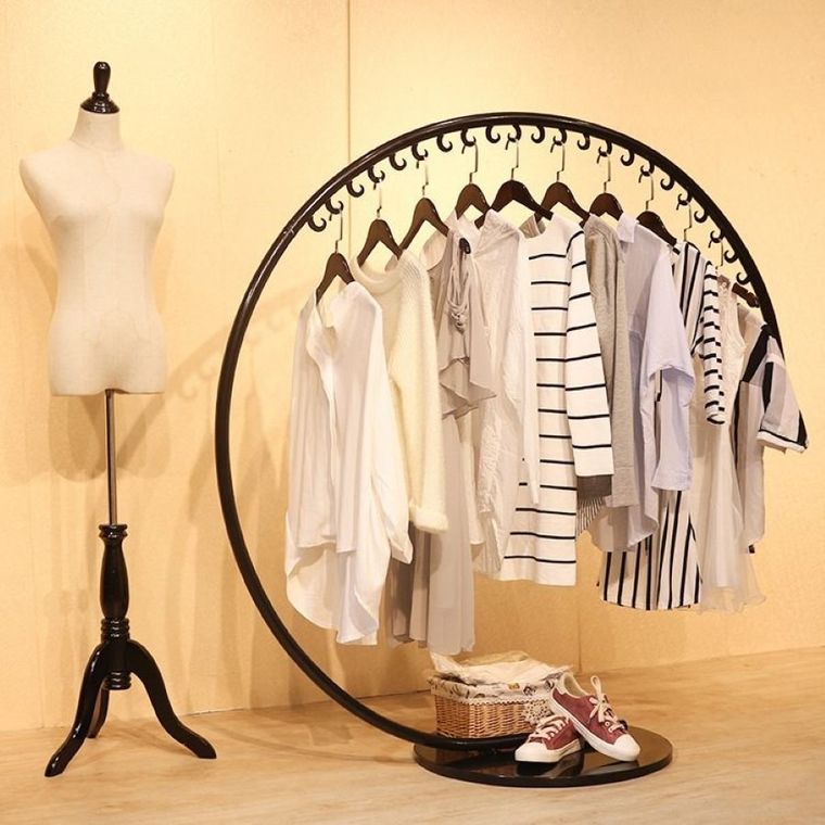 Wieszak dekoracyjny na ubrania, czarny