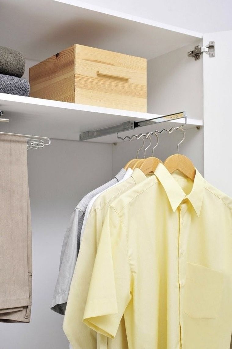 Wieszak na ubrania, wysuwany