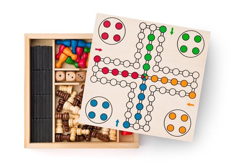 Woodyland, zestaw drewnianych gier familijnych 5w1