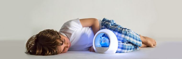 Zazu Lou, Lampka nocna aktywowana dźwiękiem, niebieska