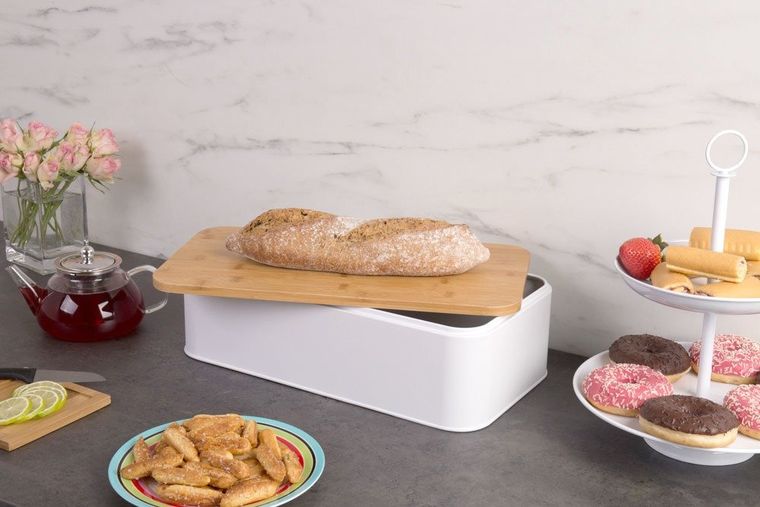 Zeller, metalowy chlebak z bambusową deską do krojenia, 2w1