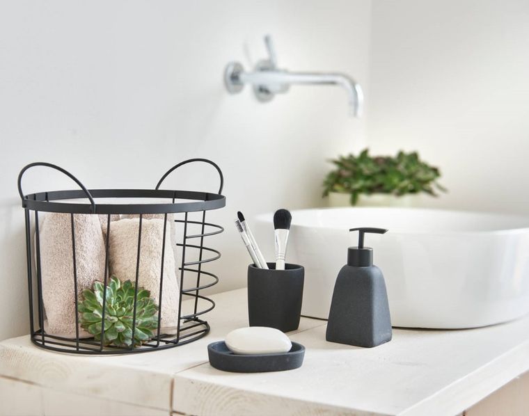 Zeller, mydelniczka z imitacji kamienia, czarna