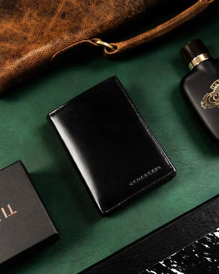 Zestaw prezentowy: Portfel skórzany, Brelok, czarny, Peterson