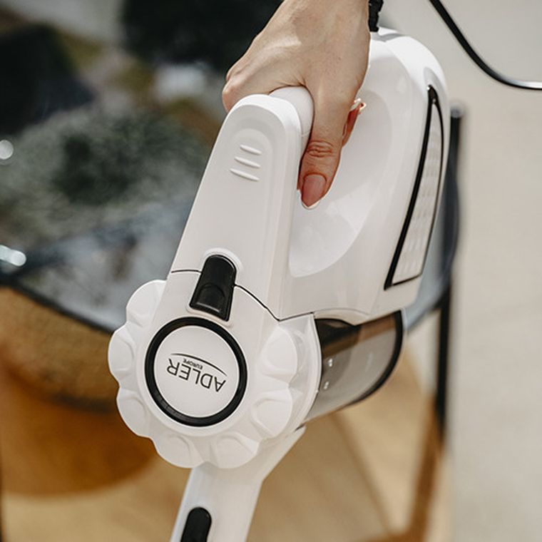 Adler, odkurzacz ręczny, biały, AD 7036W
