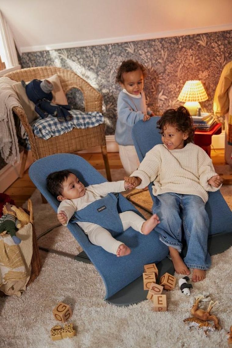 BabyBjörn, Bliss Woven, leżaczek bujaczek, melanżowy niebieski