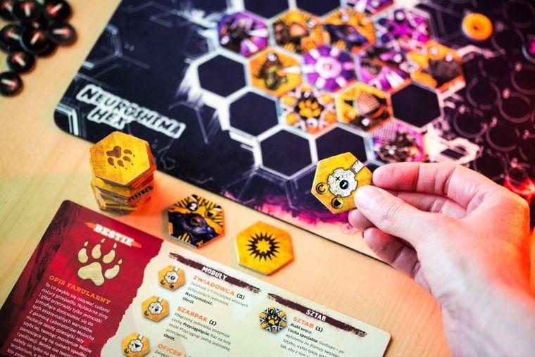 Portal Games, Neuroshima Hex: Battle, gra strategiczna
