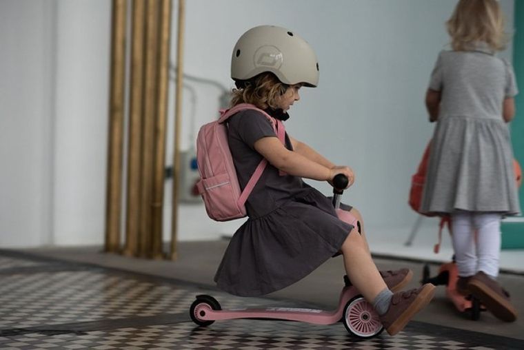 Scoot & Ride, plecak na hulajnogę, 8l, Rose