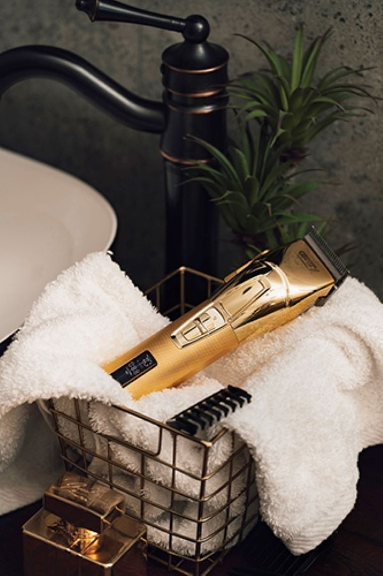 Camry, profesjonalna maszynka do strzyżenia włosów z wyświetlaczem LCD, CR 2835G