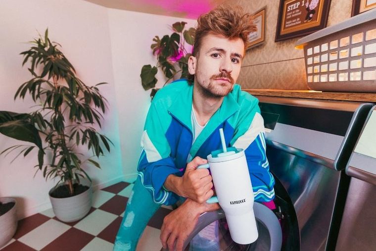 Kambukka, Rio Tumbler, kubek termiczny, teleskopowa słomka, Frosty Coconut, 950 ml