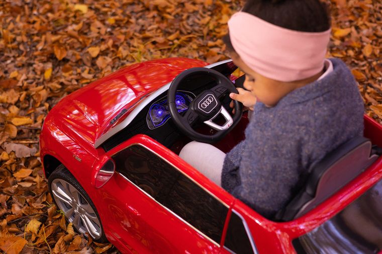 Toyz, Audi RS Q8, pojazd na akumulator, czerwony