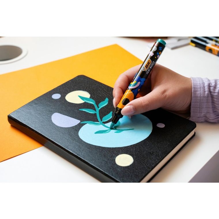 Bic, Intensity Classic Paint, markery akrylowe, białe, 12 szt.