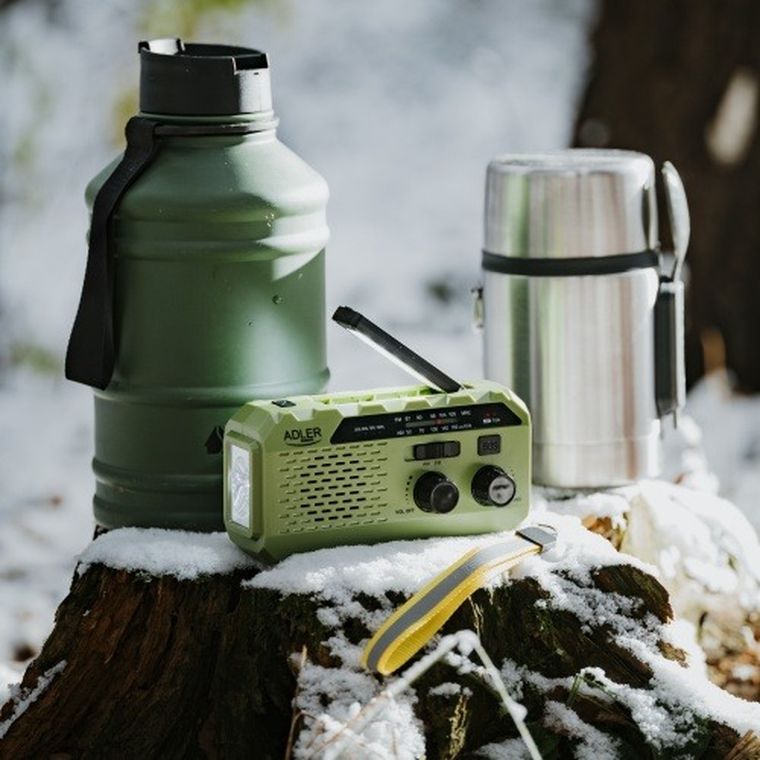 Adler, radio solarne z korbką ręczną