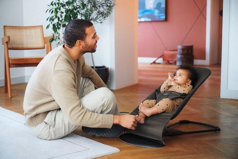 BabyBjörn, Balance Soft Woven, leżaczek + Googly Eyes, zabawka do leżaczka, ciemny szary