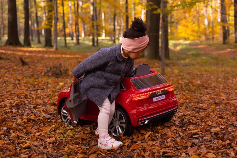 Toyz, Audi RS Q8, pojazd na akumulator, czerwony