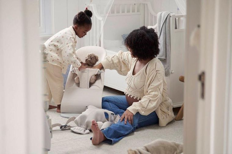 BabyBjörn, Bliss 3D Jersey, leżaczek, jasnobeżowy + Googly Eyes Pastels, zabawka niemowlęca