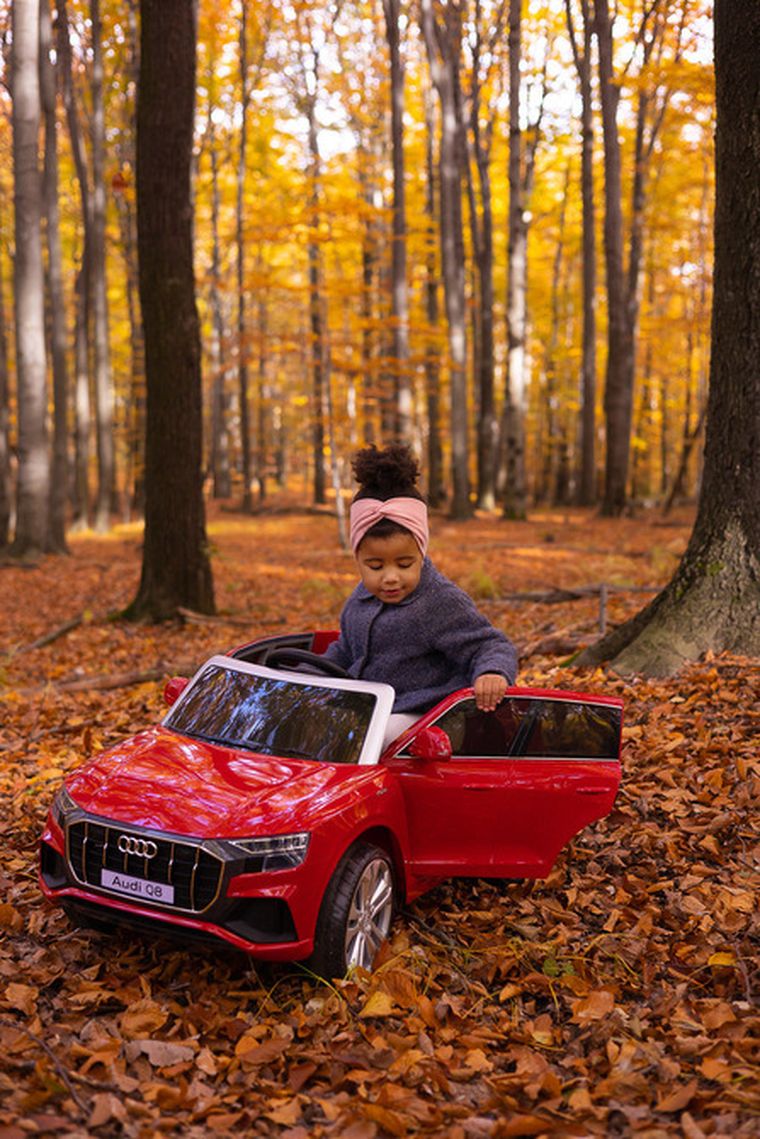 Toyz, Audi RS Q8, pojazd na akumulator, czerwony