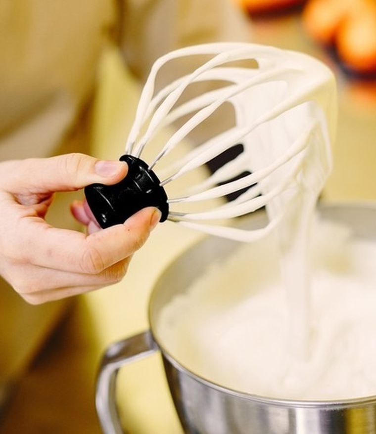 Ruhhy, robot kuchenny planetarny z blenderem 2200W