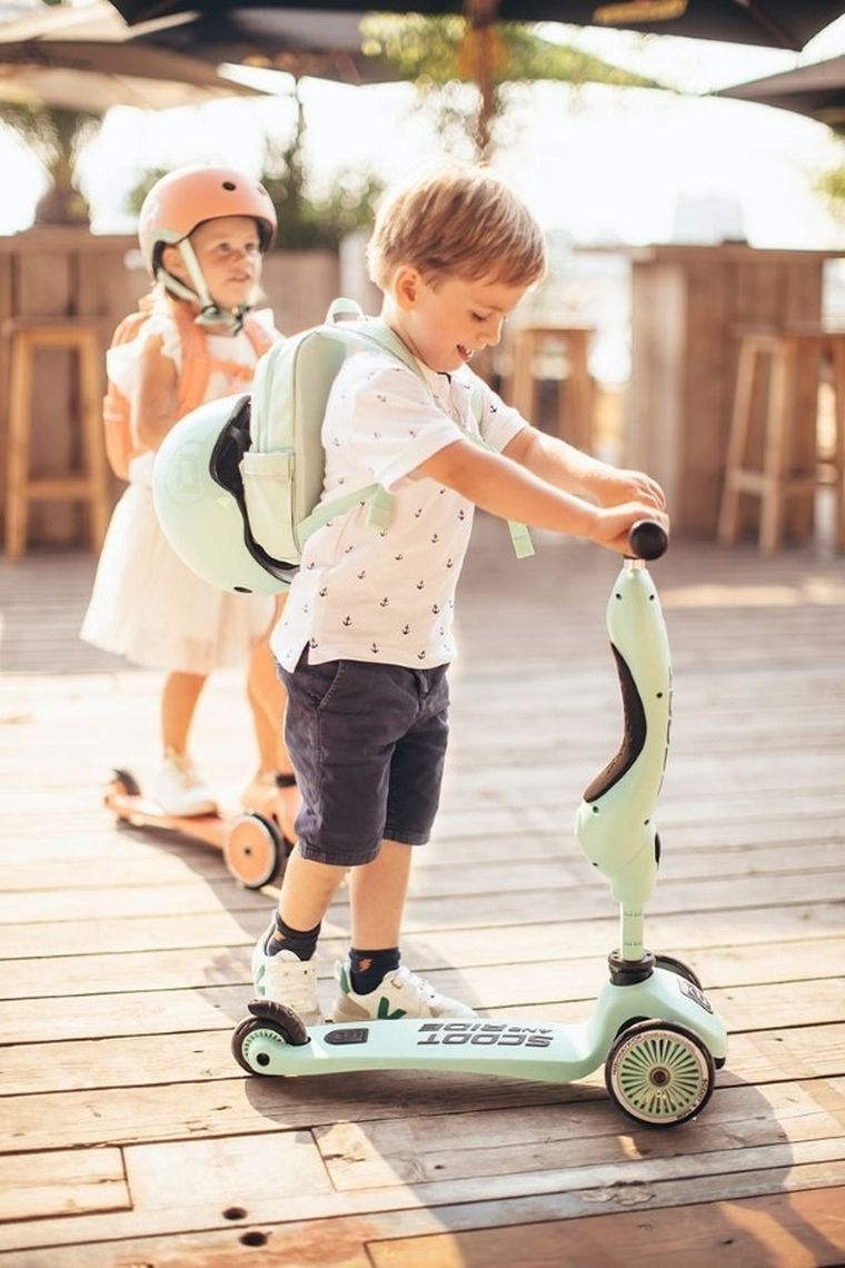 Scoot & Ride, plecak na hulajnogę, Kiwi, 8l