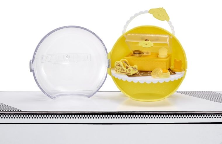 MGA's Miniverse, Make It Mini, Hello Kitty, kula niespodzianka, mini gadżety szkolne