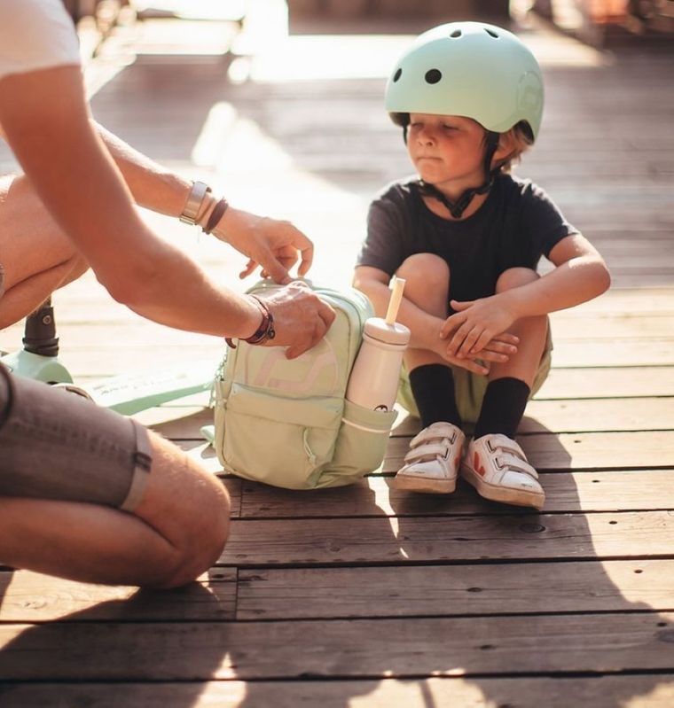 Scoot & Ride, plecak na hulajnogę, 8l, Kiwi