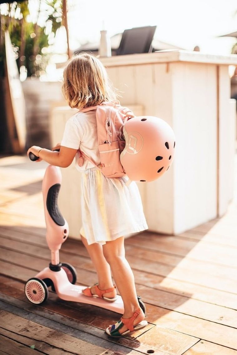 Scoot & Ride, plecak na hulajnogę, 8l, Rose