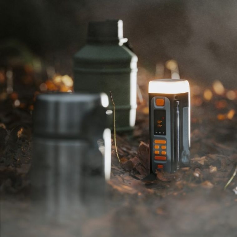 Adler, radio awaryjne, z panelem słonecznym, korbką, powerbankiem